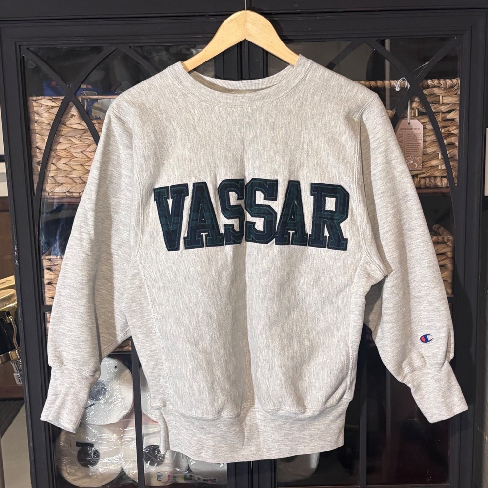 Vintage 90s Women's Vassar College Champion Reverse Weave Sweatshirt M USA